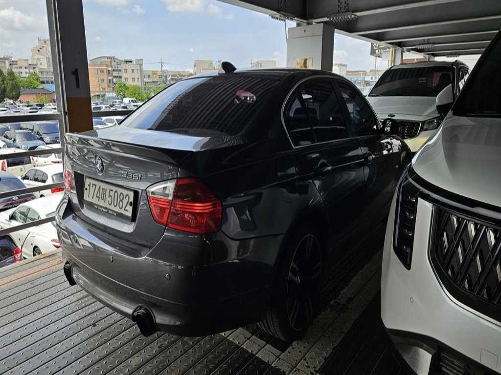BMW 3시리즈 3시리즈 (E90) 335i 세단 스포츠 이미지 4
