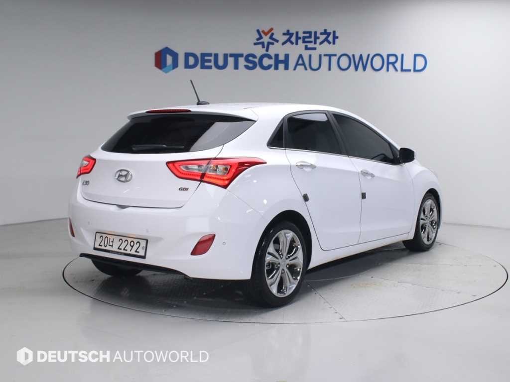 현대 i30 뉴 i30 1.6 GDI PYL 이미지 2