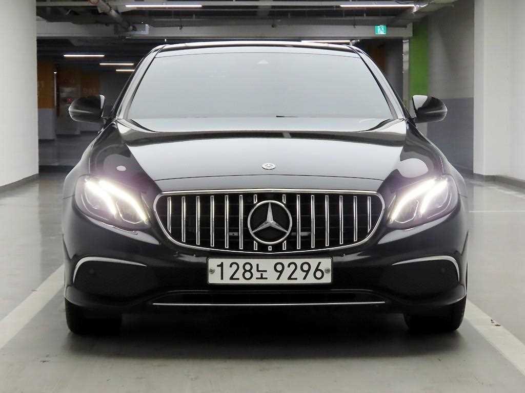 벤츠 E 클래스 E-클래스 W213 E250 아방가르드 이미지 2