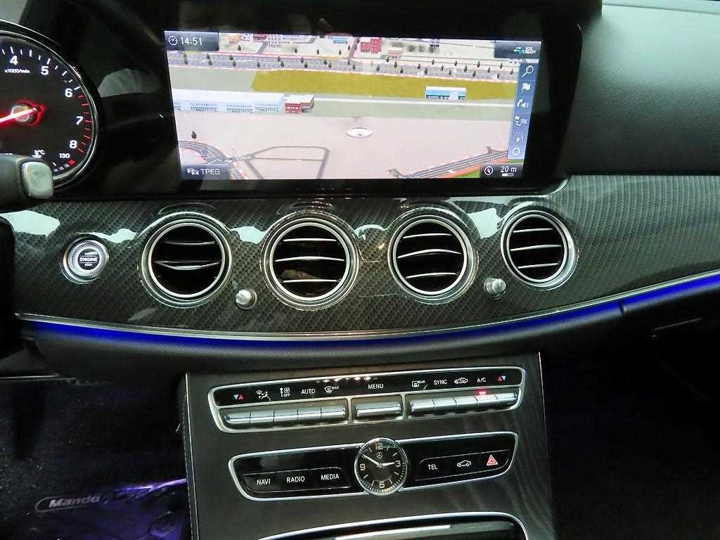 벤츠 E 클래스 E-클래스 W213 E250 아방가르드 이미지 9