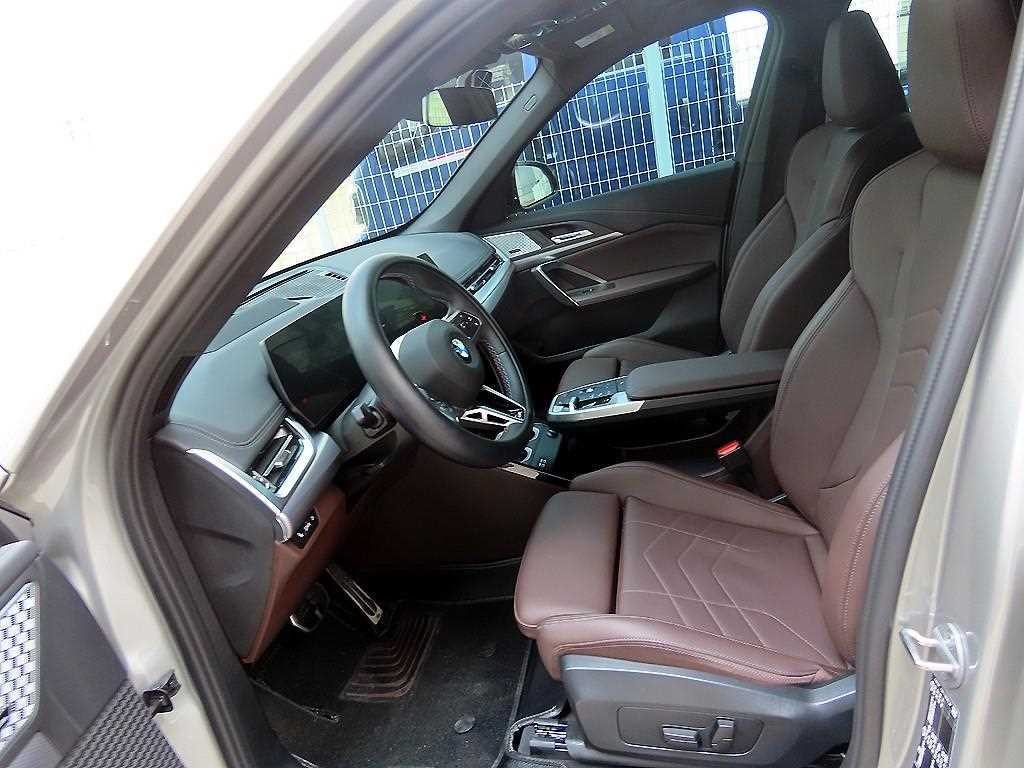 BMW X1 X1 (U11) M35i xDrive 이미지 5
