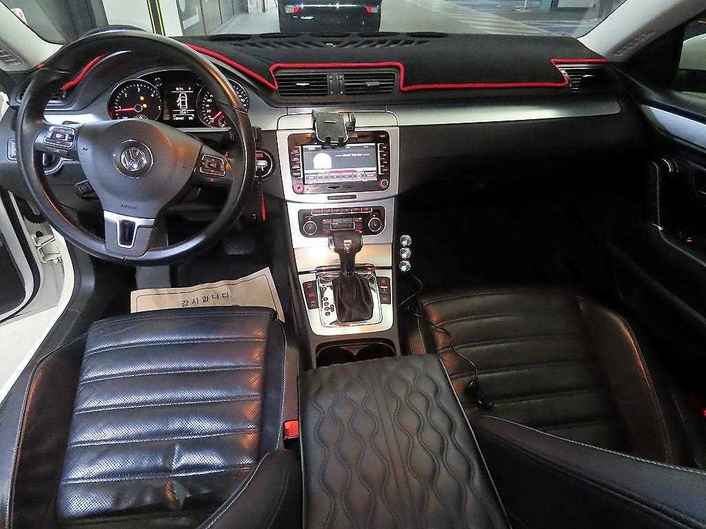 폭스바겐 CC 2.0 TDI 이미지 10