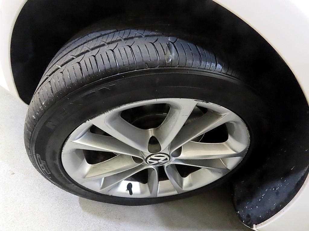 폭스바겐 CC 2.0 TDI 이미지 20