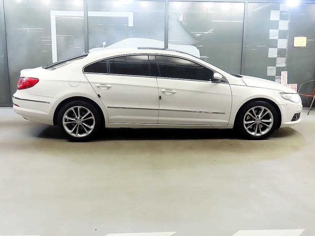 폭스바겐 CC 2.0 TDI 이미지 3