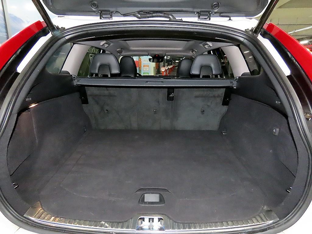 볼보 XC60 D3 이미지 18