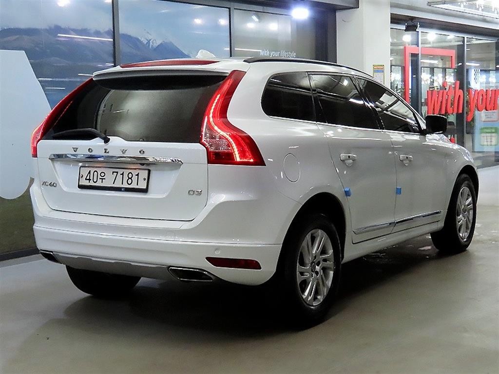볼보 XC60 D3 이미지 4