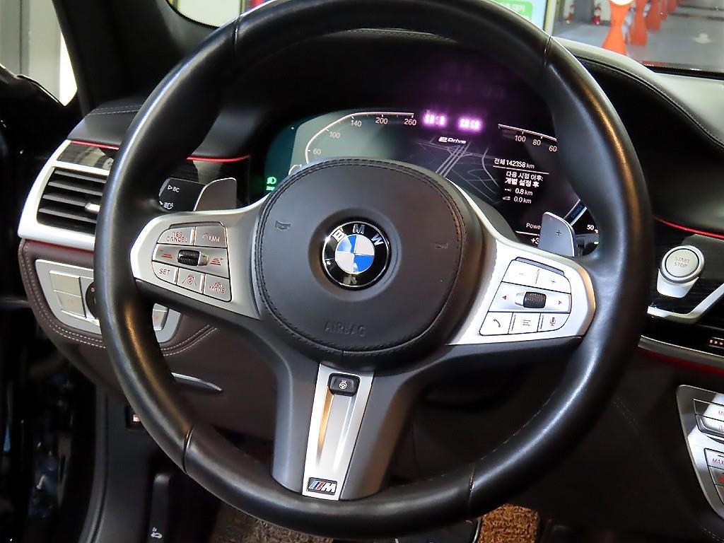 BMW 7시리즈 7시리즈 (G11) 745e i퍼포먼스 M스포츠 이미지 8