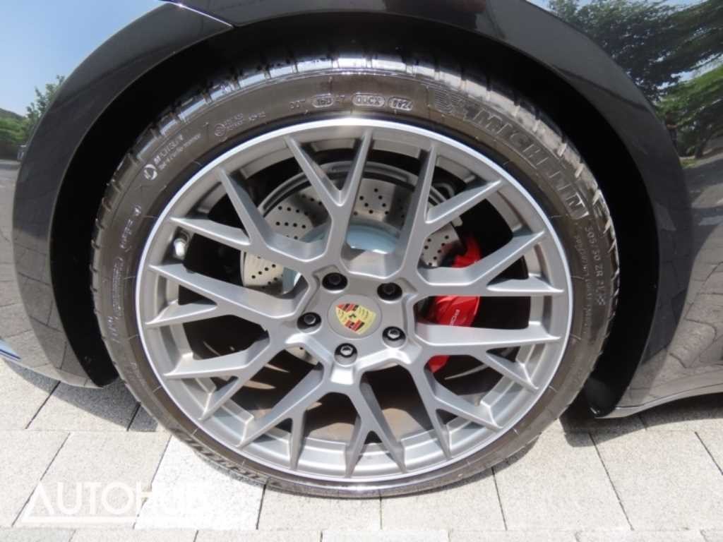 포르쉐 911 911(992) 카레라 4S 카브리올레 이미지 18