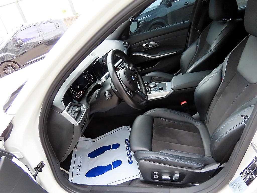 BMW 3시리즈 3시리즈 (G20) 320d 투어링 M 스포츠 이미지 5
