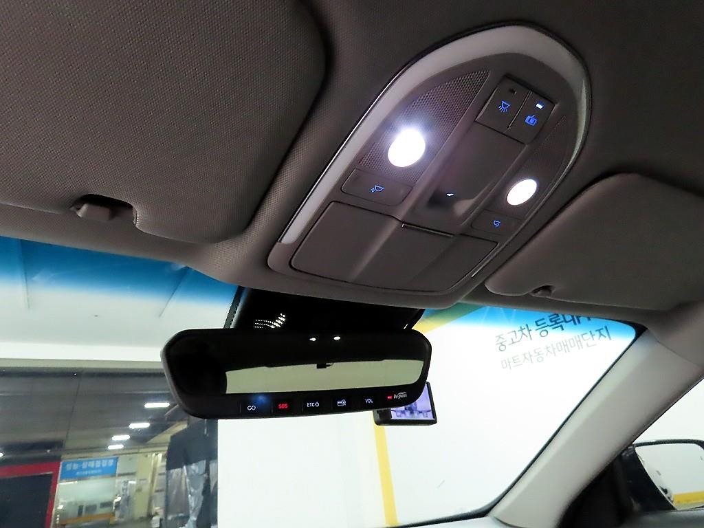 제네시스 G80 2.2D AWD 이미지 17