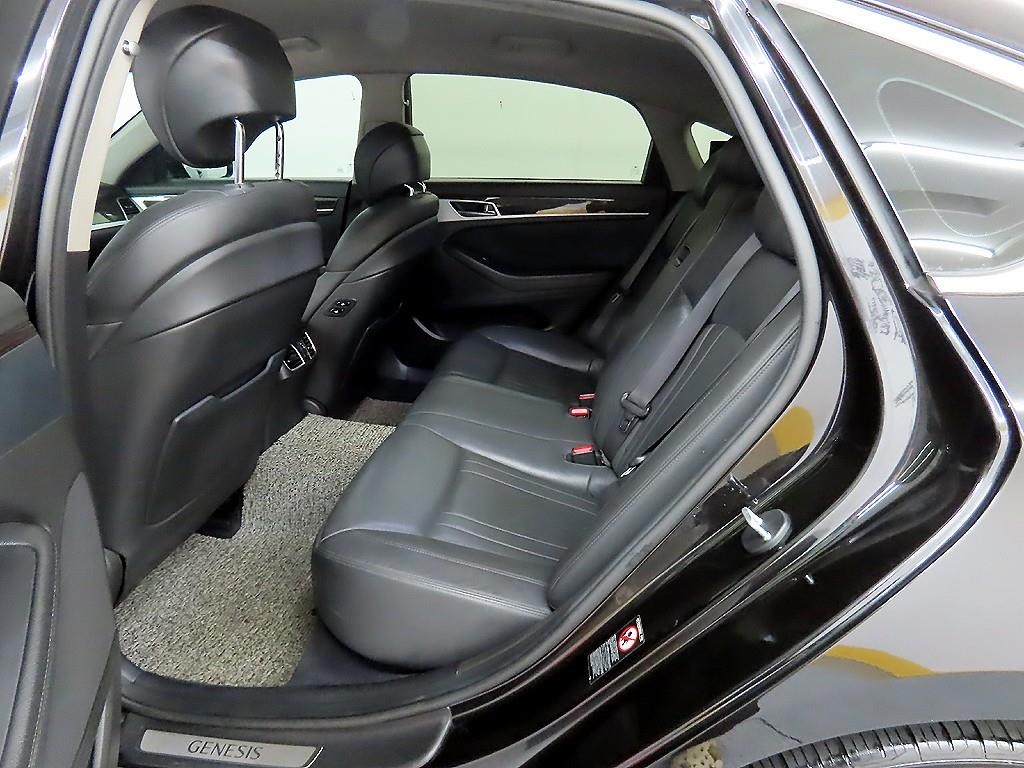 제네시스 G80 2.2D AWD 이미지 6