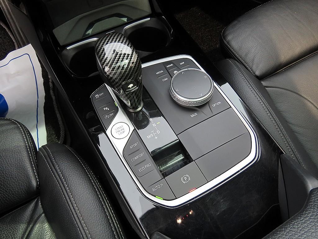 BMW 1시리즈 1시리즈 (F40) 120i 스포츠 이미지 10