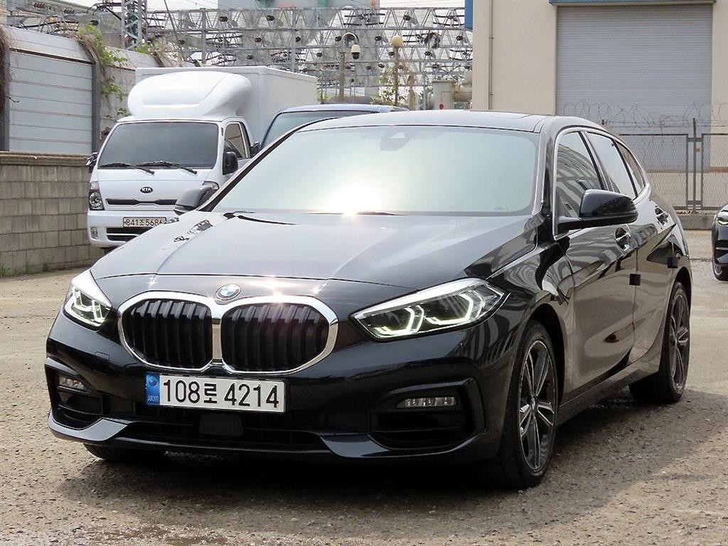 BMW 1시리즈 1시리즈 (F40) 120i 스포츠 이미지 2