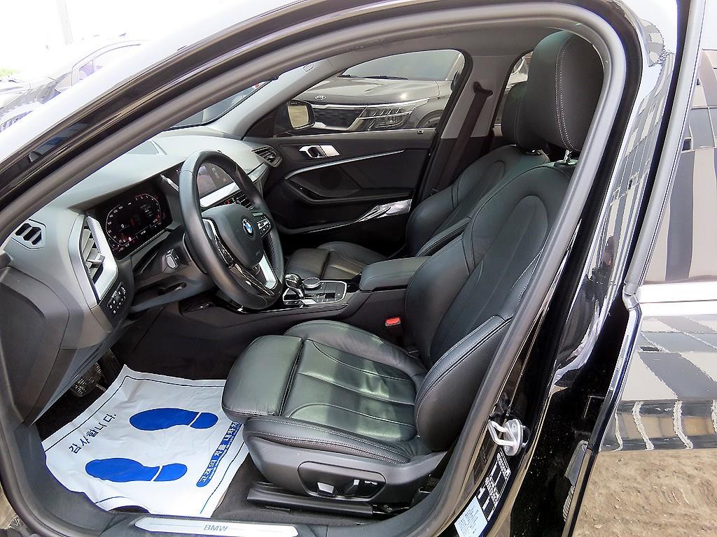 BMW 1시리즈 1시리즈 (F40) 120i 스포츠 이미지 5