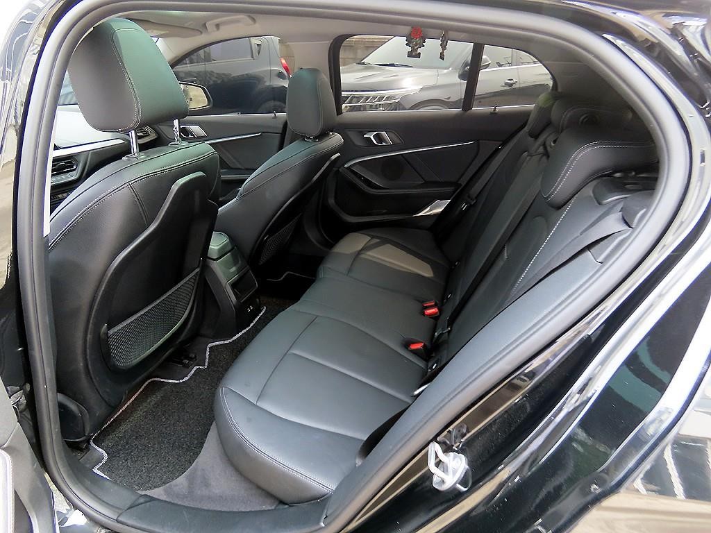 BMW 1시리즈 1시리즈 (F40) 120i 스포츠 이미지 6
