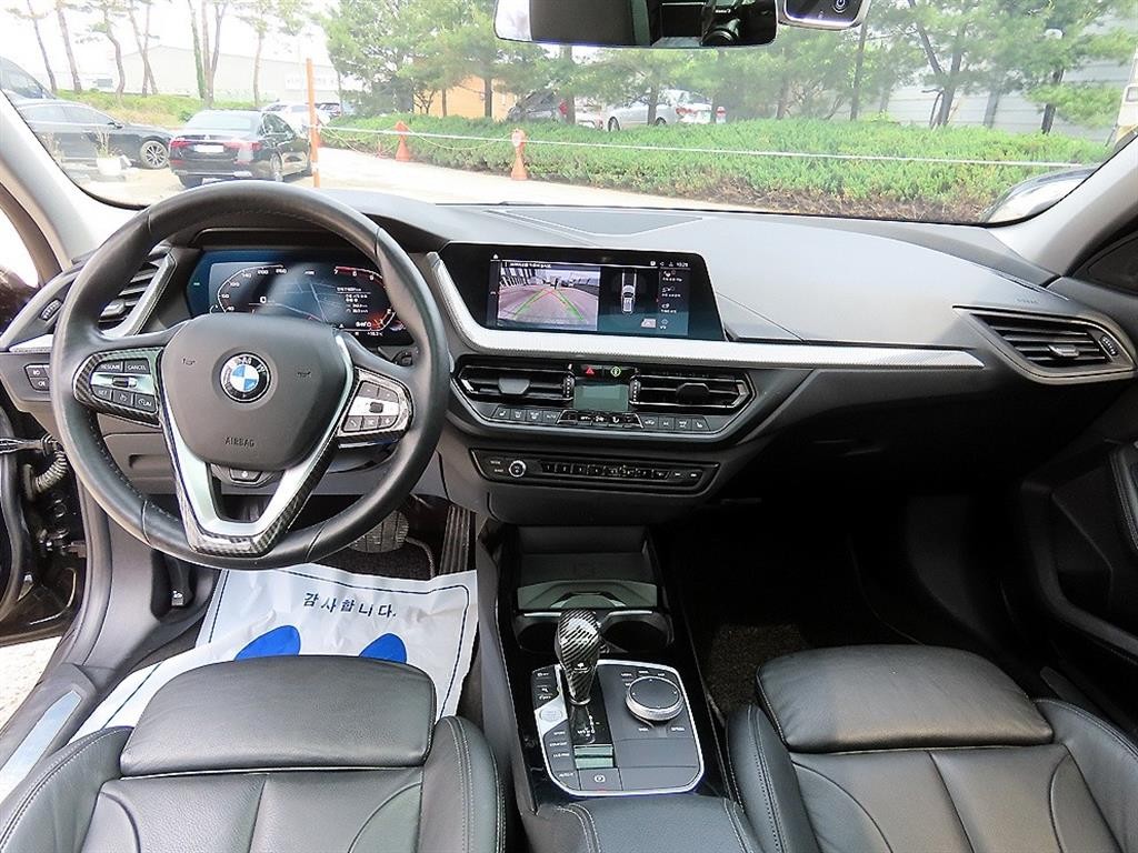 BMW 1시리즈 1시리즈 (F40) 120i 스포츠 이미지 7