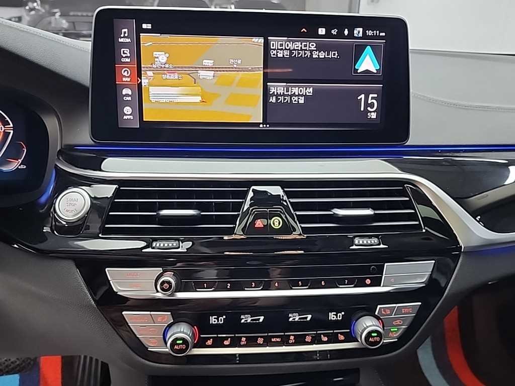 BMW 5시리즈 5시리즈 (G30) 523d M 스포츠 이미지 10