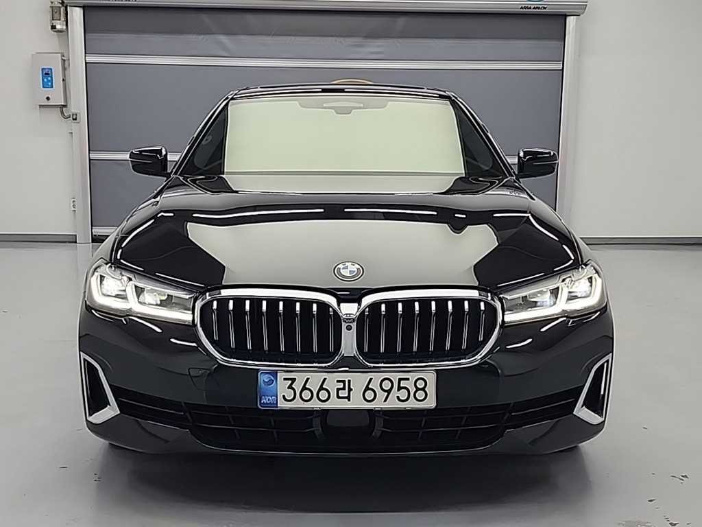 BMW 5시리즈 5시리즈 (G30) 523d M 스포츠 이미지 2
