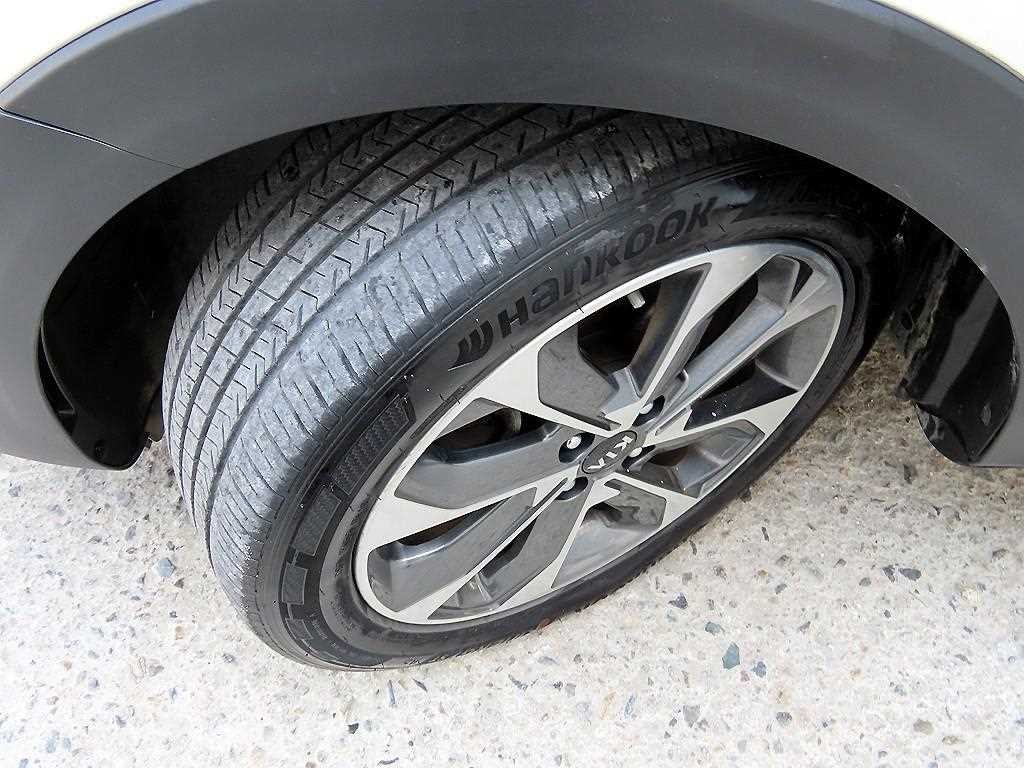 기아 스토닉 디젤 1.6 트렌디 이미지 19