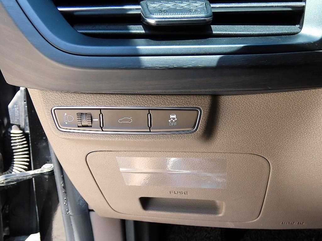 기아 K8 2.5 2WD 노블레스 이미지 12
