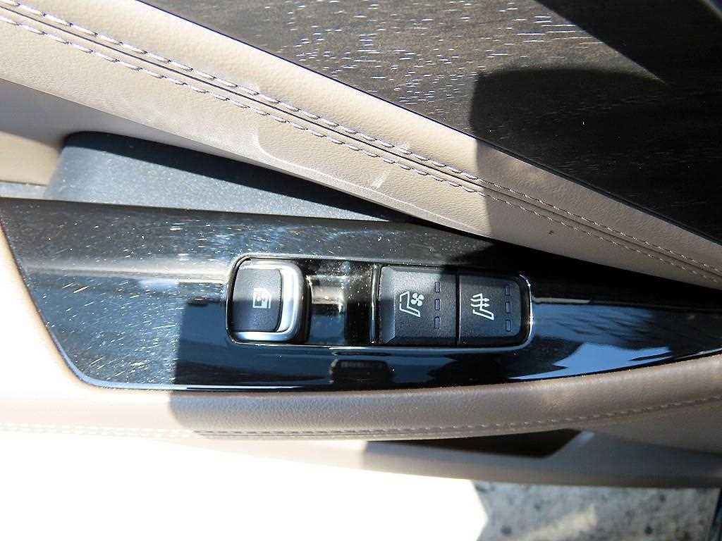 기아 K8 2.5 2WD 노블레스 이미지 16