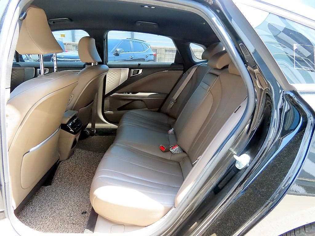 기아 K8 2.5 2WD 노블레스 이미지 6