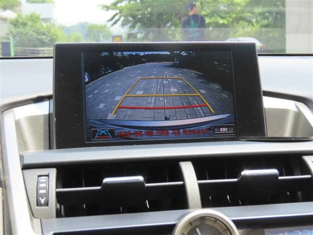 렉서스 NX NX 300h 이그제큐티브 이미지 9