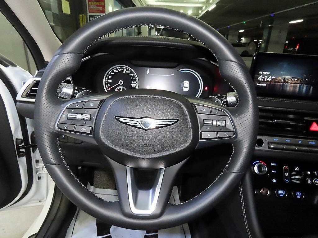 제네시스 G70 더 뉴 G70 가솔린 2.5T 4WD 이미지 8
