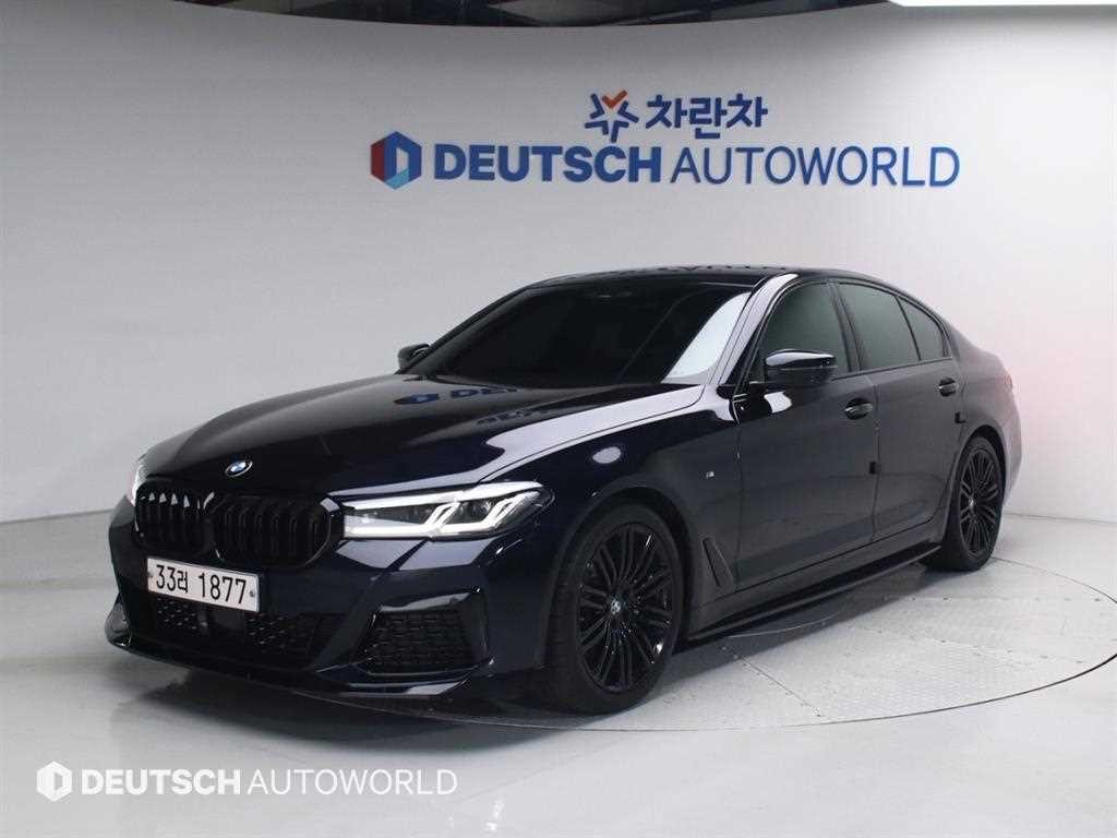 BMW 5시리즈 5시리즈 (G30) 520d M 스포츠 플러스 이미지 1
