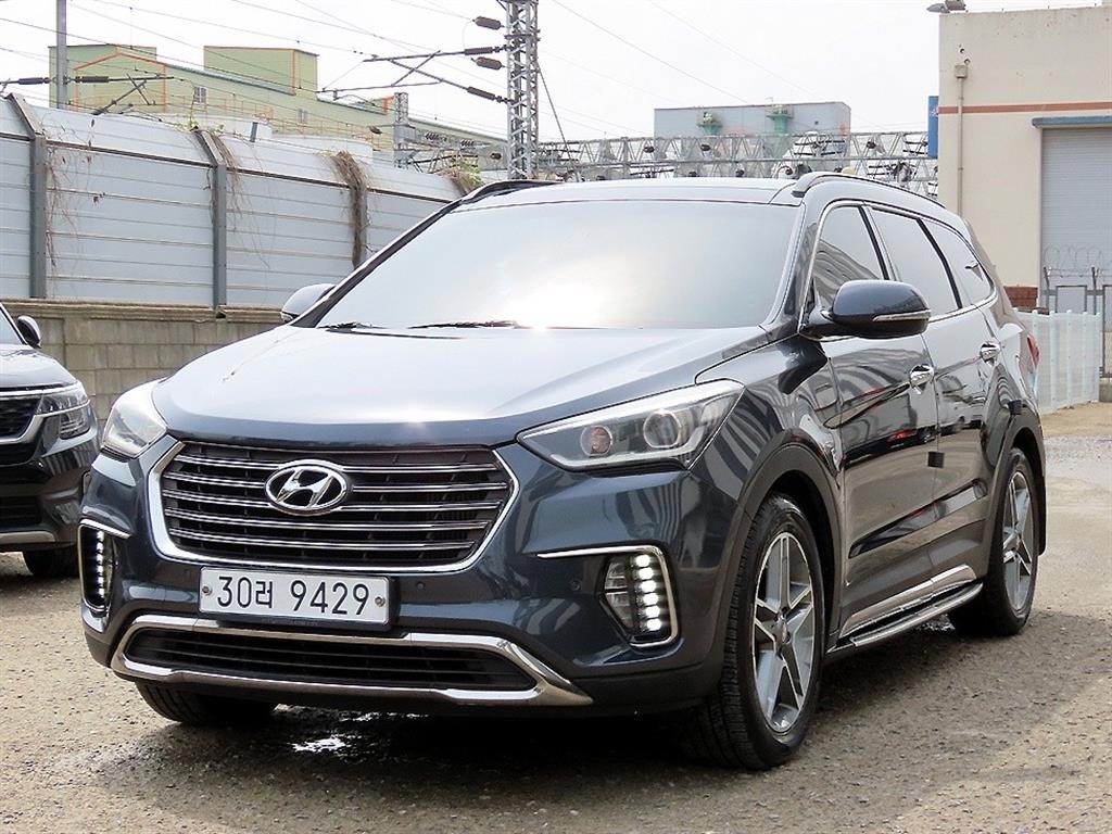 현대 맥스크루즈 더뉴맥스크루즈 E-VGT R2.2 4WD 프레스티지 이미지 2