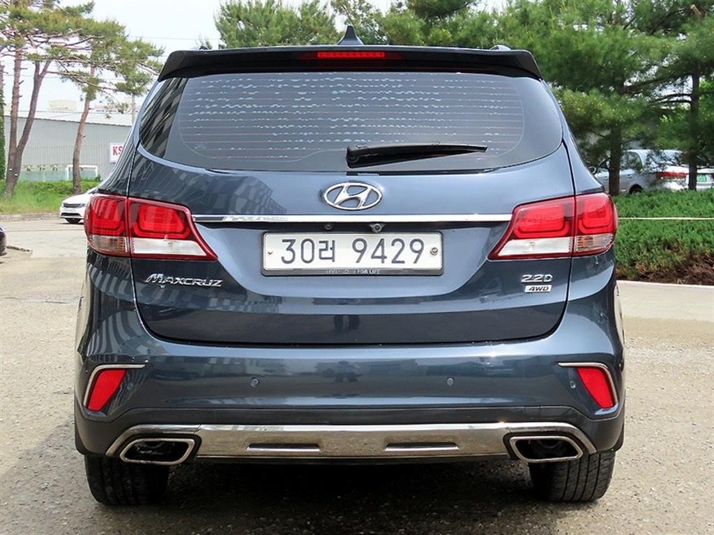 현대 맥스크루즈 더뉴맥스크루즈 E-VGT R2.2 4WD 프레스티지 이미지 4