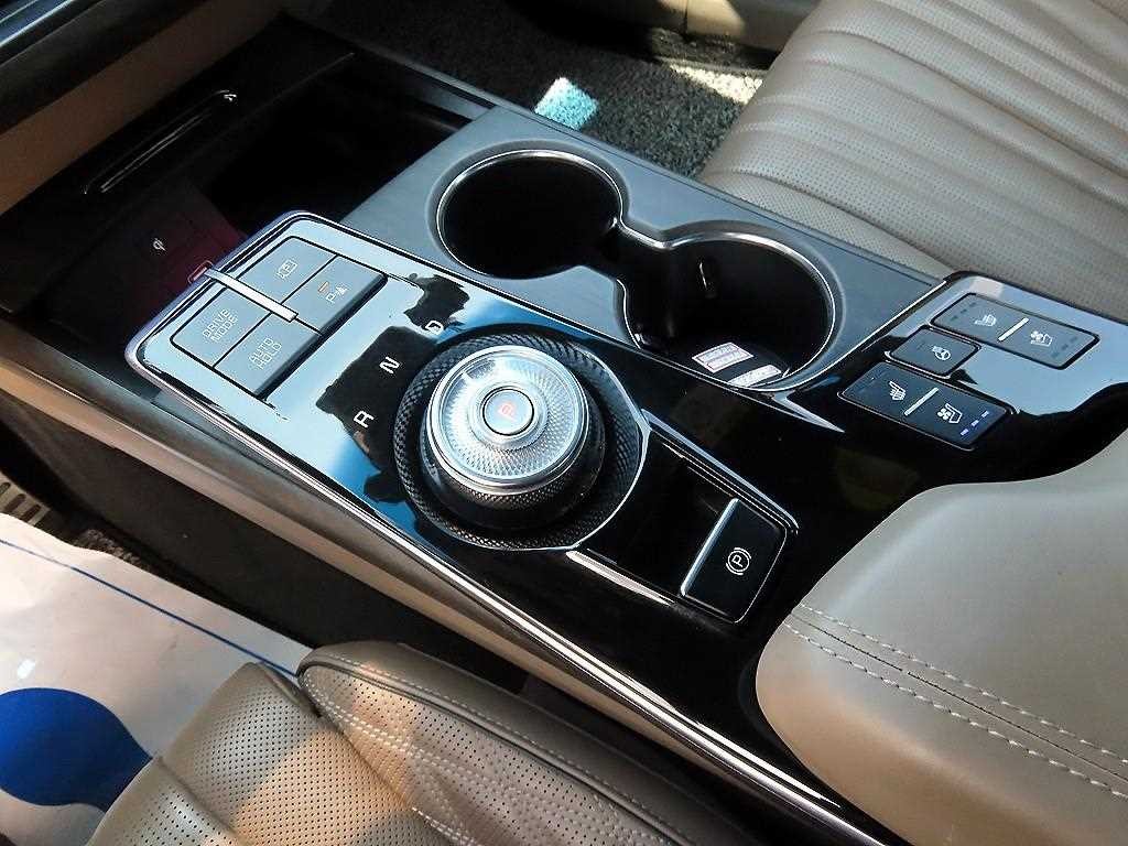 기아 K8 2.5 2WD 시그니처 이미지 11