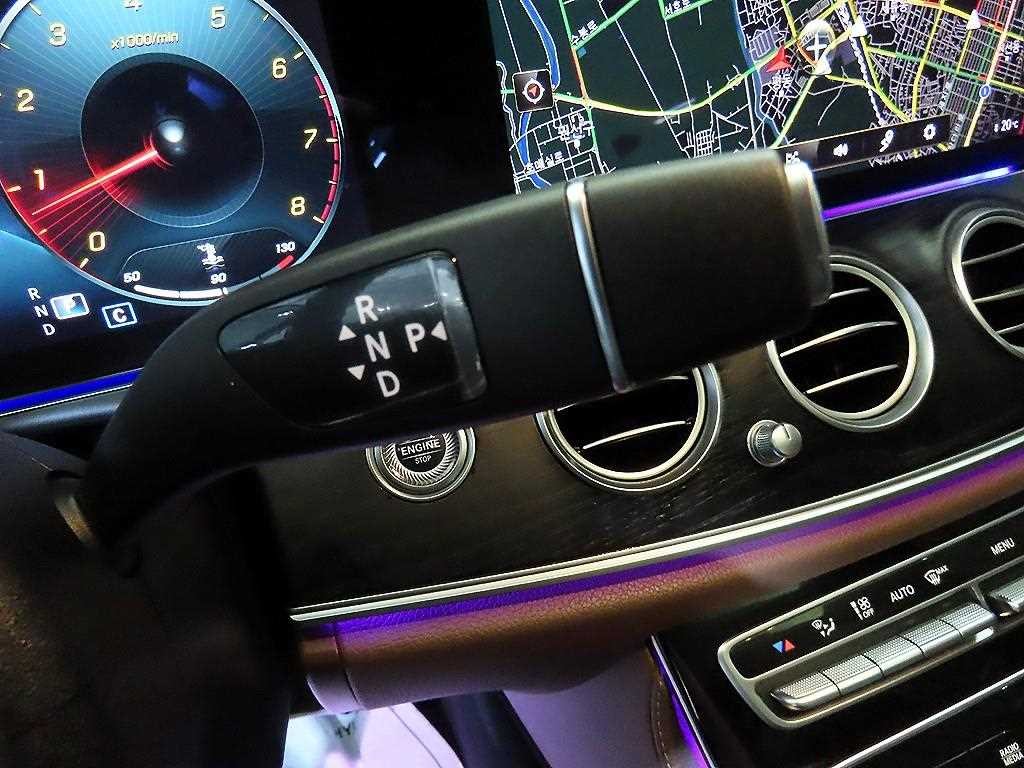 벤츠 E 클래스 E-클래스 W213 E250 아방가르드 이미지 12