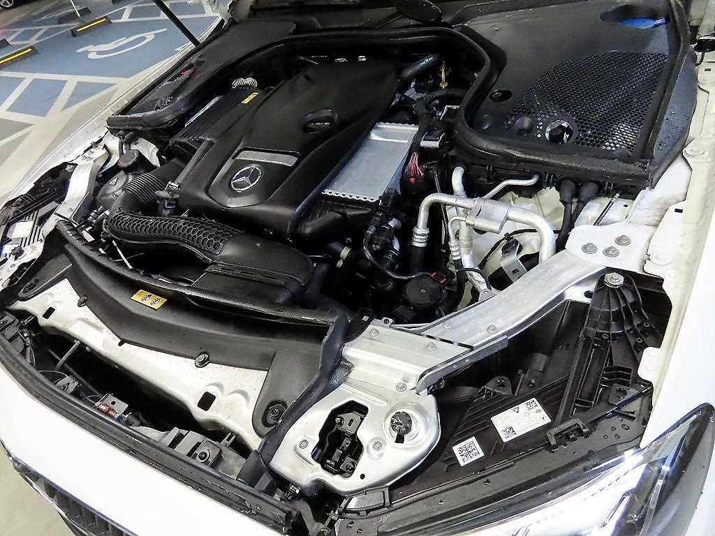 벤츠 E 클래스 E-클래스 W213 E250 아방가르드 이미지 19