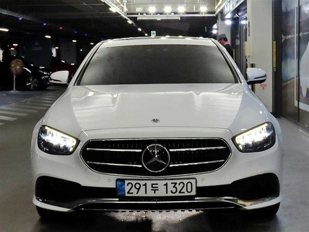 벤츠 E 클래스 E-클래스 W213 E250 아방가르드 이미지 2