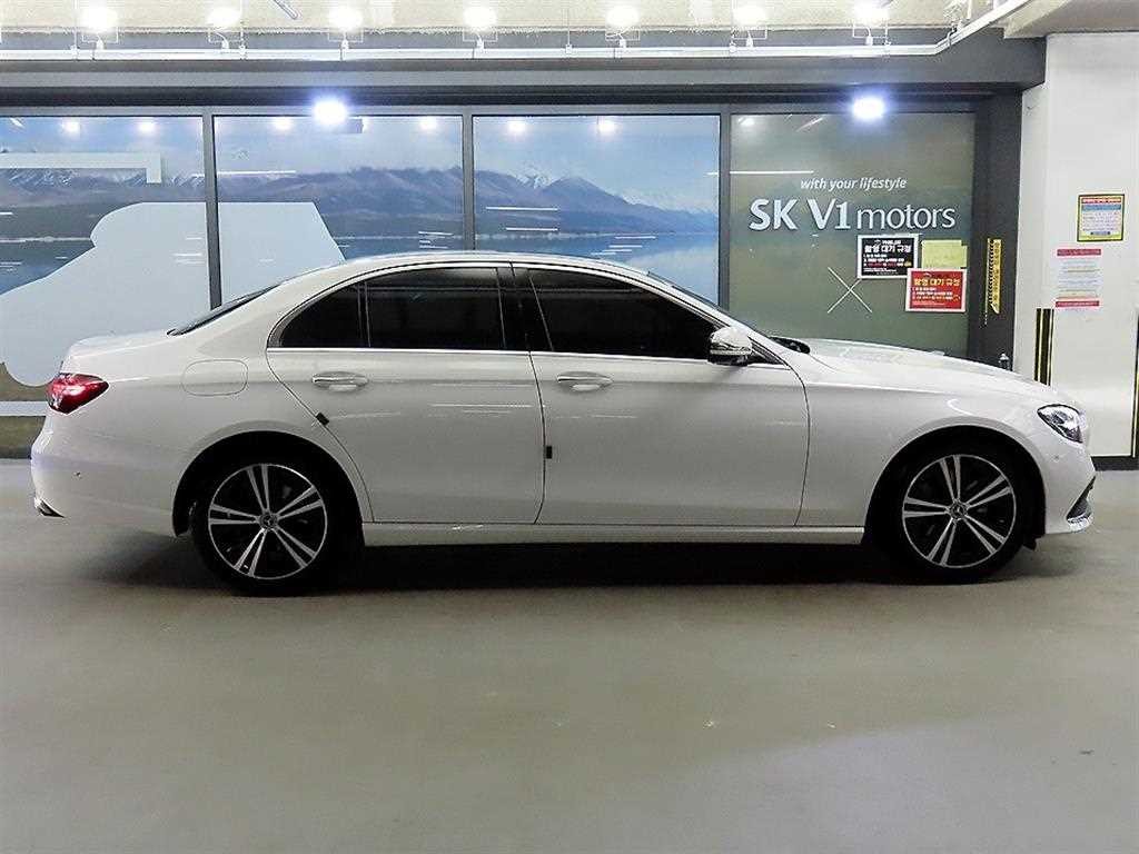 벤츠 E 클래스 E-클래스 W213 E250 아방가르드 이미지 3