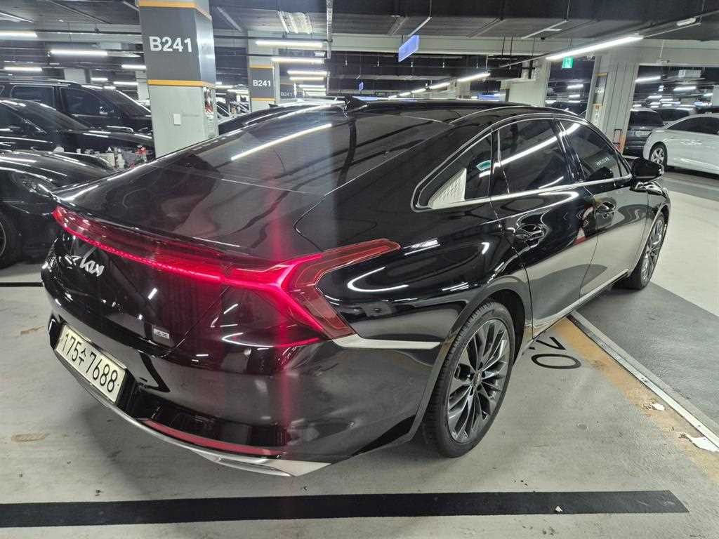 기아 K8 뉴 K8 3.5 AWD 플래티넘 이미지 2