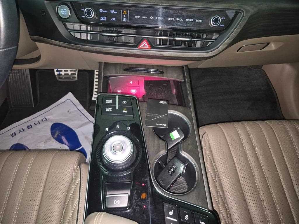기아 K8 뉴 K8 3.5 AWD 플래티넘 이미지 9