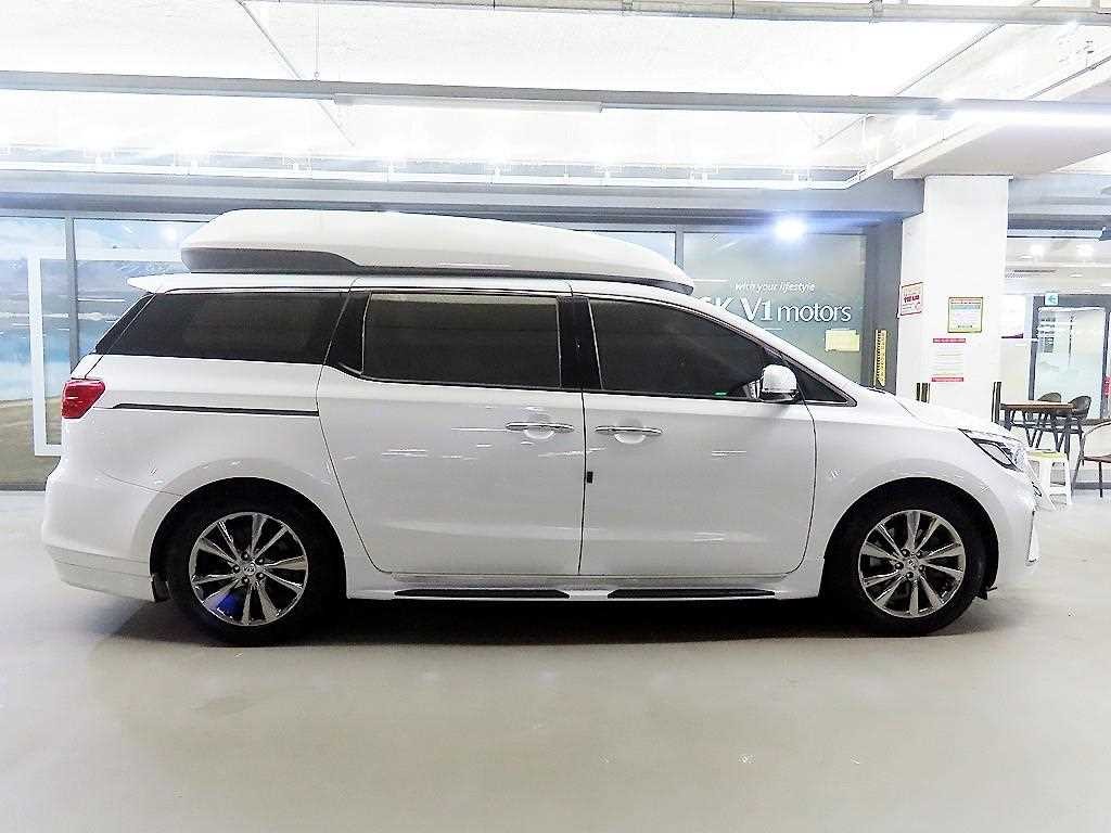 기아 카니발 더 뉴 카니발 디젤 9인승 하이리무진 프레스티지 이미지 3