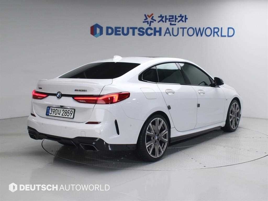 BMW 2시리즈 2시리즈 그란쿠페 (F44) M235i xDrive 이미지 2