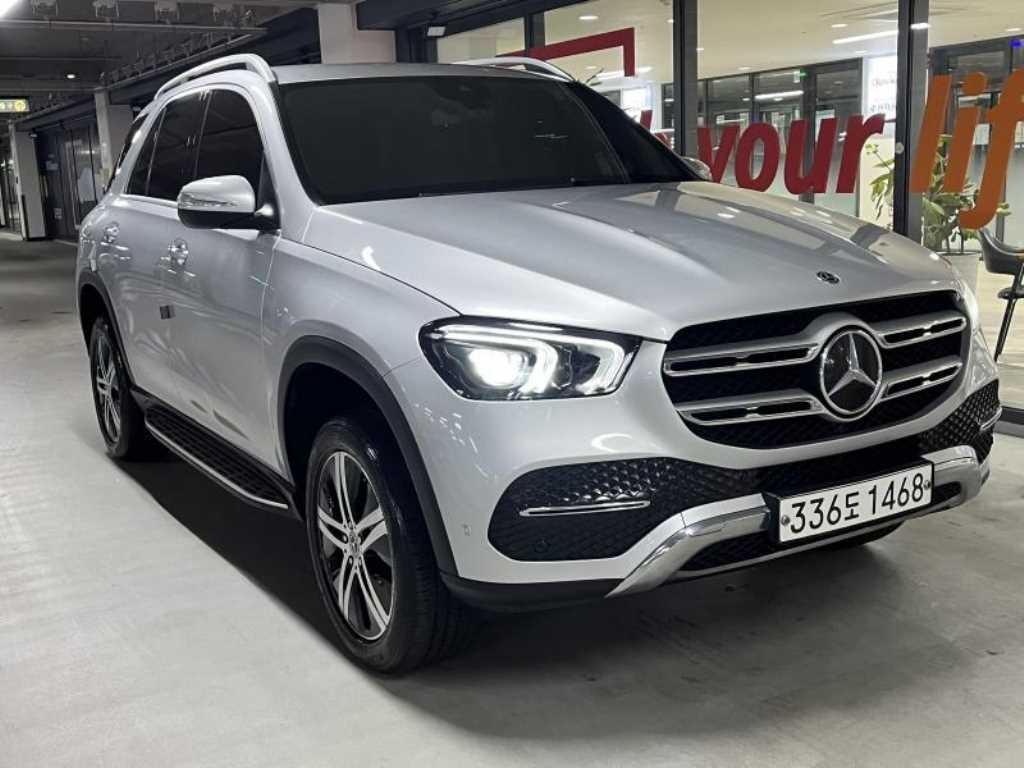 벤츠 GLE 클래스 GLE 클래스 W167 GLE 300d 4MATIC 이미지 1
