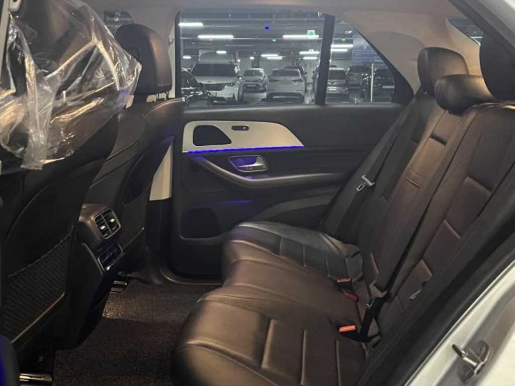 벤츠 GLE 클래스 GLE 클래스 W167 GLE 300d 4MATIC 이미지 8