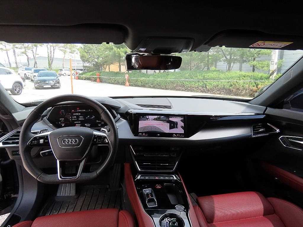 아우디 e-트론 GT GT 콰트로 프리미엄 이미지 7