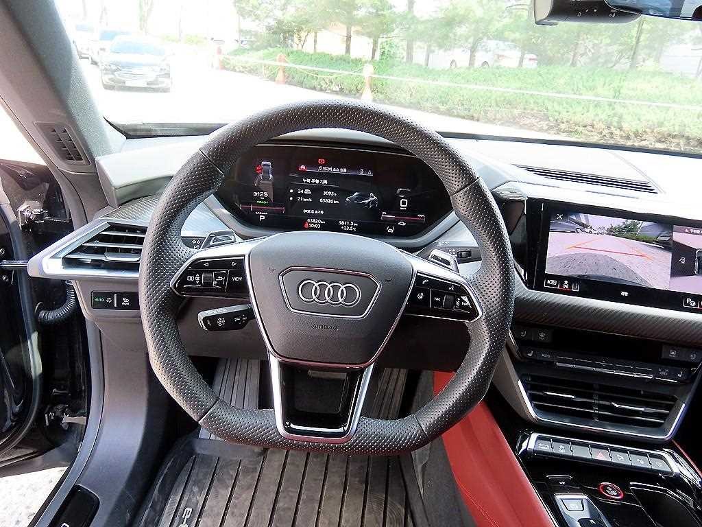 아우디 e-트론 GT GT 콰트로 프리미엄 이미지 8