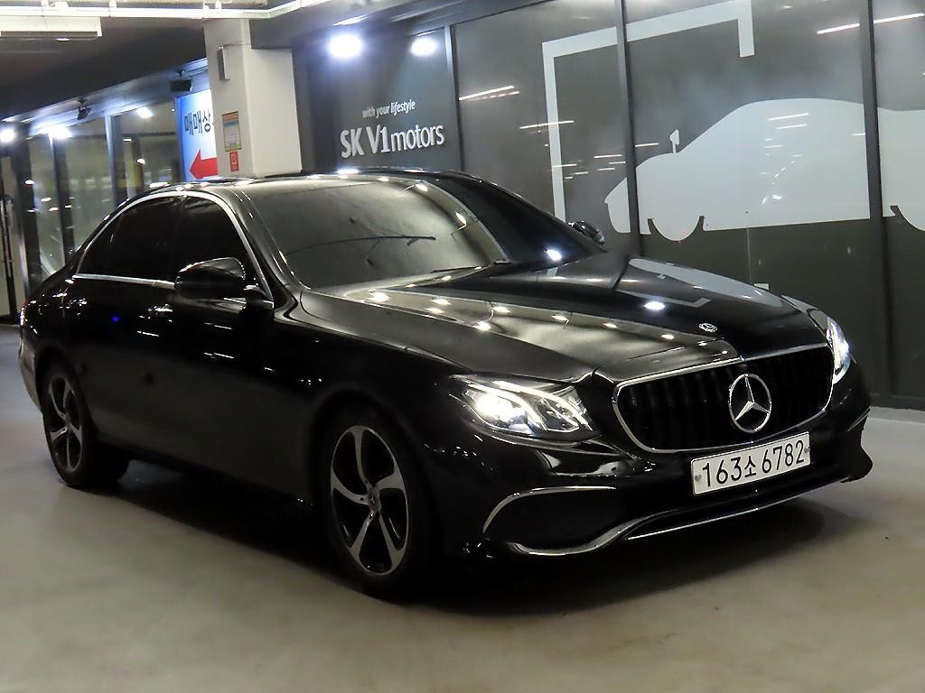 벤츠 E 클래스 E-클래스 W213 E250 아방가르드 이미지 1