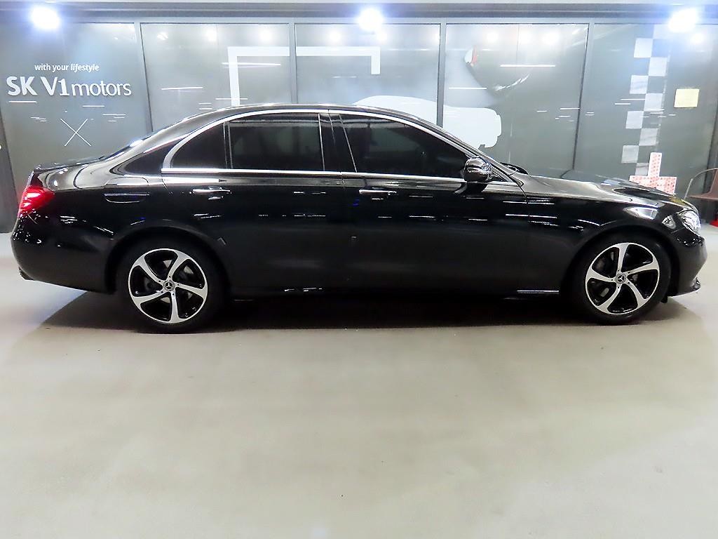 벤츠 E 클래스 E-클래스 W213 E250 아방가르드 이미지 3