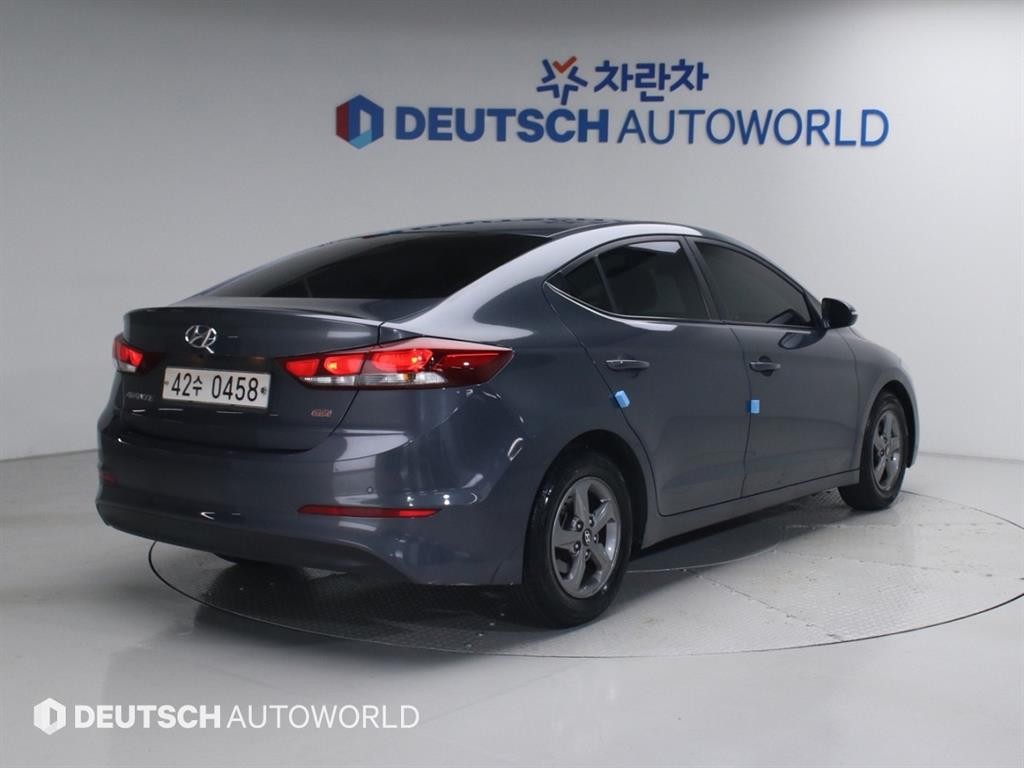 현대 아반떼 아반떼 AD 1.6 GDI 스타일 이미지 2