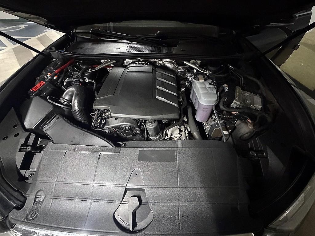 아우디 A6 A6 (C8) 45 TFSI 콰트로 프리미엄 이미지 19