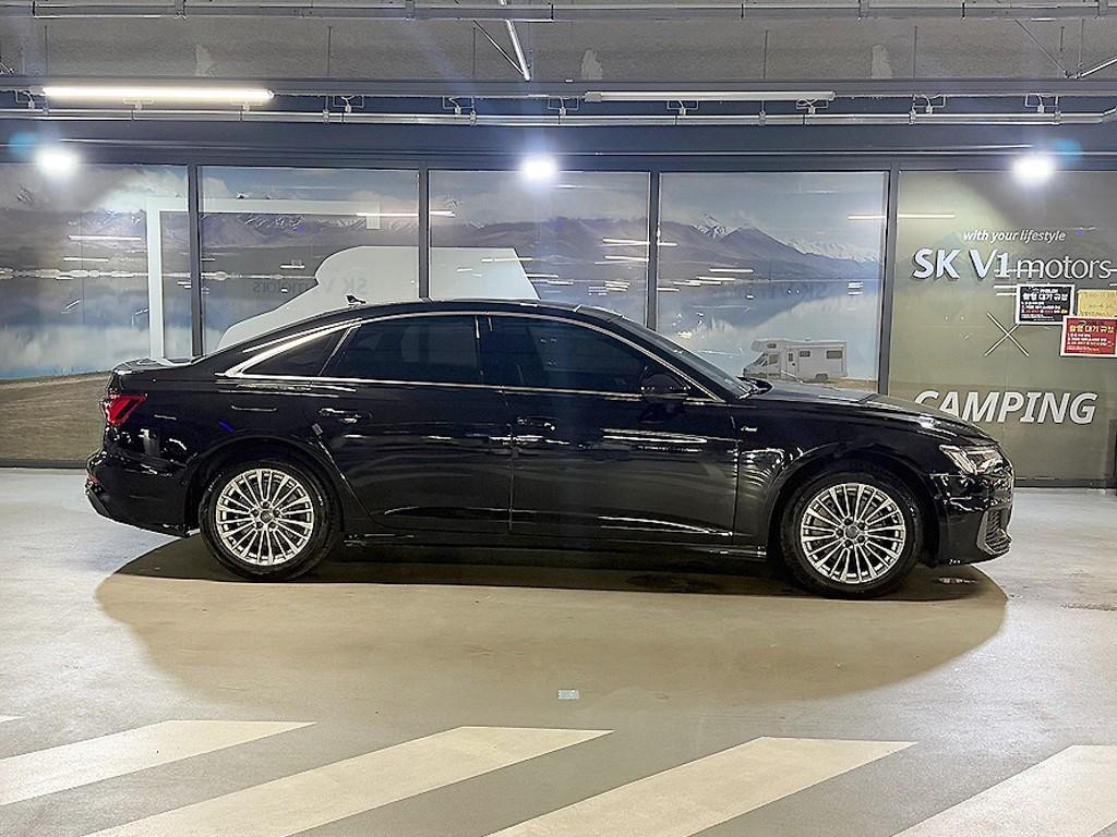 아우디 A6 A6 (C8) 45 TFSI 콰트로 프리미엄 이미지 3