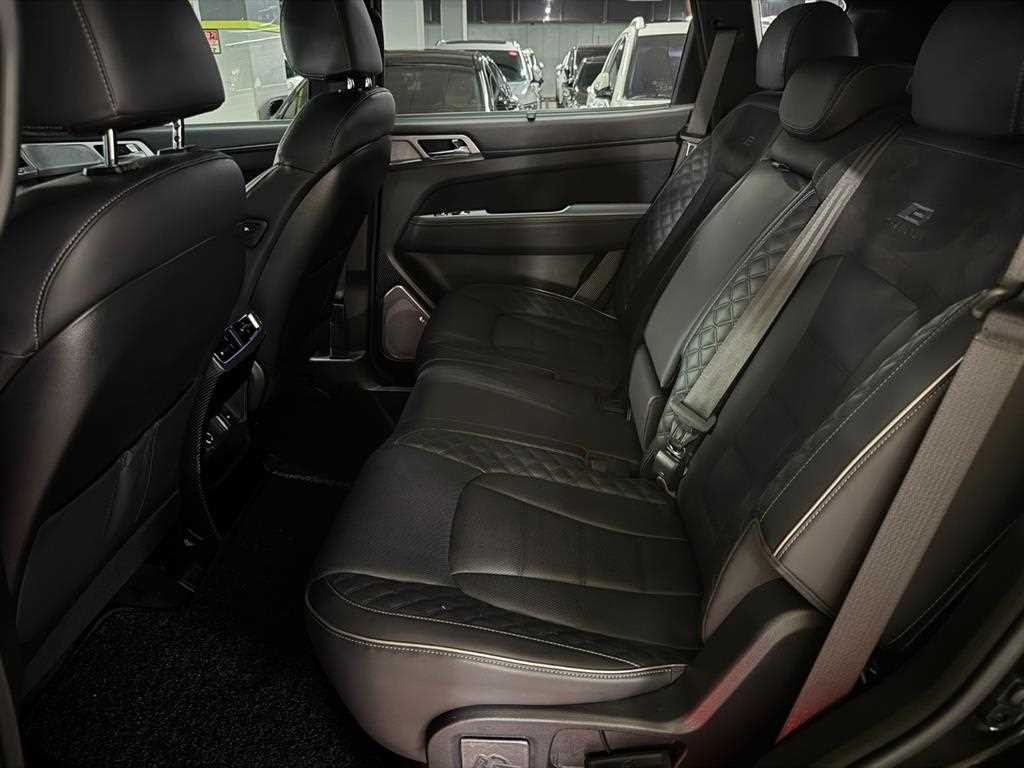 KG모빌리티(쌍용) 렉스턴 올 뉴 렉스턴 (Y450) 디젤 2.2 4WD 더 블랙 이미지 18
